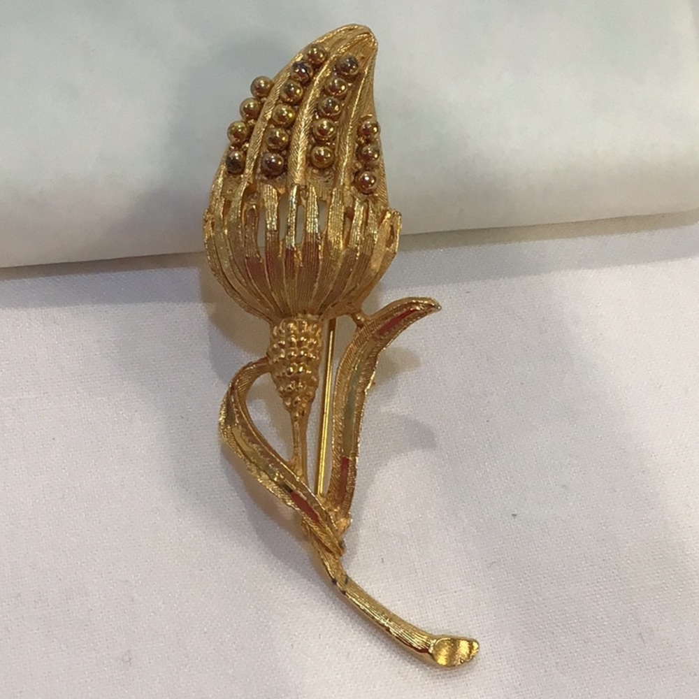 Golden Thistle brooch, National flower of Scotland